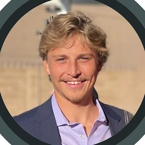 Meet your Posher, Chase